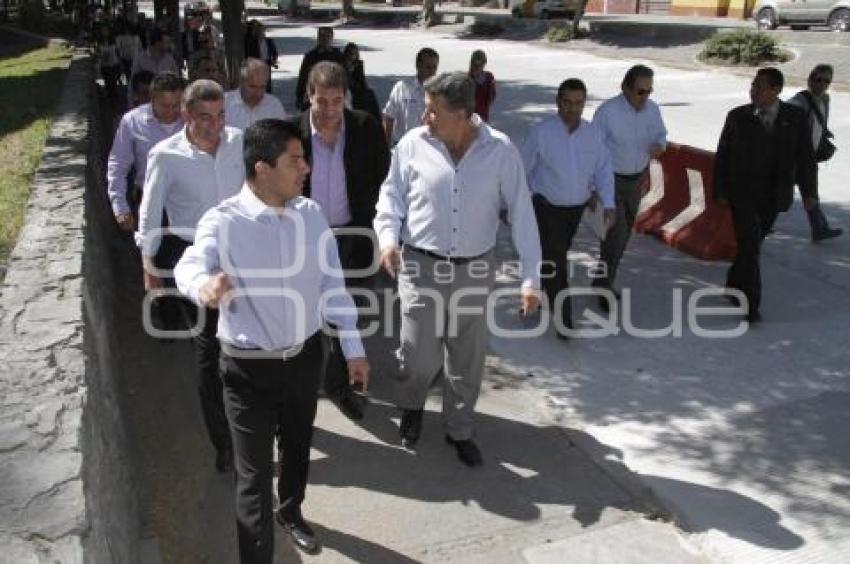 RECORRIDO POR OBRAS DE PAVIMENTO HIDRÁULICO