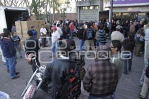 MANIFESTACIÓN EN EDIFICIO DE AYUNTAMIENTO POR DETERIORO