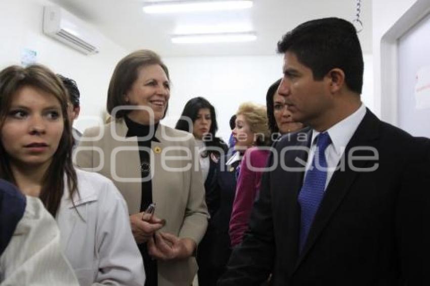 INAUGURACIÓN DEL LABORATORIO CRUZ ROJA