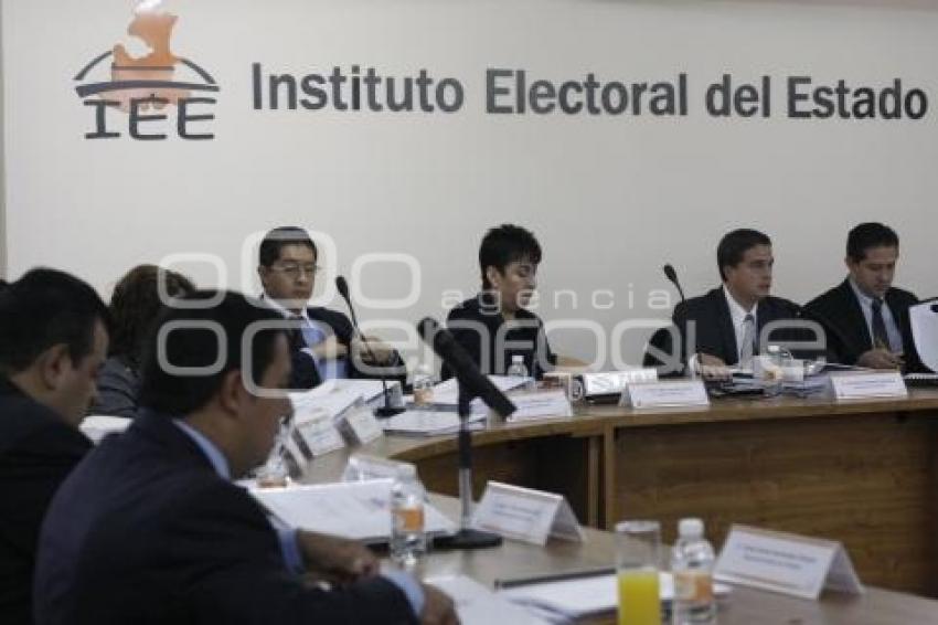 SESIÓN IEE