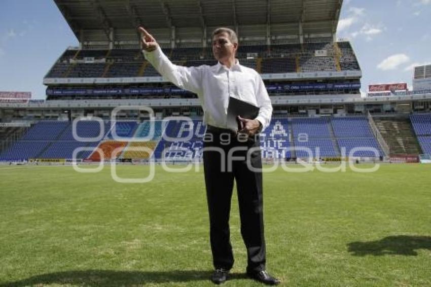 RECORRE GALI FAYAD ESTADIO CUAUHTÉMOC