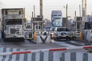 TRÁFICO EN CASETA AMOZOC