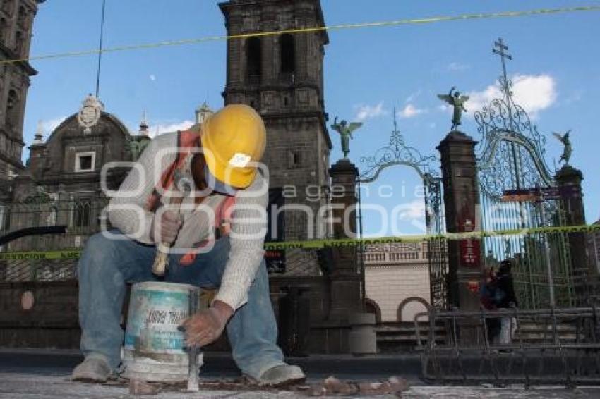 AMPLÍAN ZONA PEATONAL