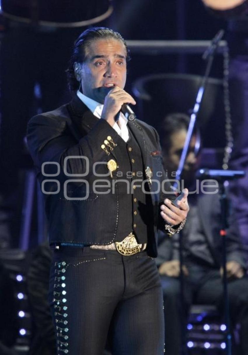 CONCIERTO . ALEJANDRO FERNANDEZ