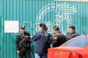 PRESENCIA POLICIACA EN EL SINDICATO DEL IMSS