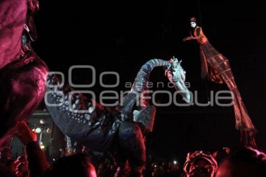 INVASION PARADE. FESTIVAL DE TEATRO HÉCTOR AZAR