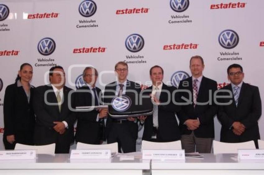 RECIBE ESTAFETA NUEVAS UNIDADES DE VOLKSWAGEN