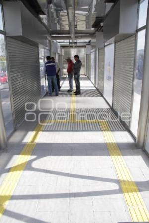 PARADERO DEL METROBÚS