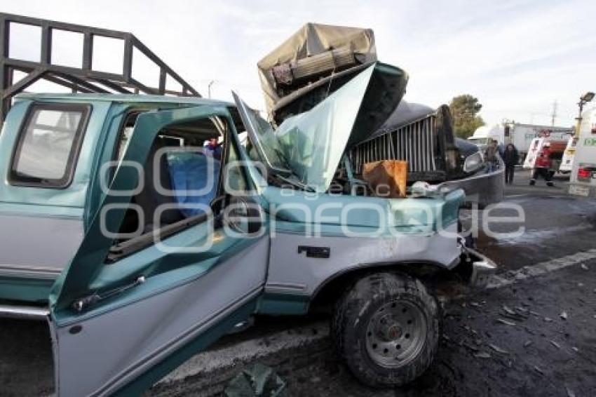 CHOQUE CON SALDO FATAL EN AUTOPISTA