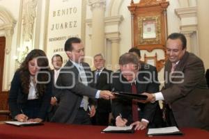 FIRMA CARTA COMPROMISO DE PUEBLA COMO CIUDAD SEDE DEL CAMPEONATO MUNDIAL DE TAEKWONDO 2013