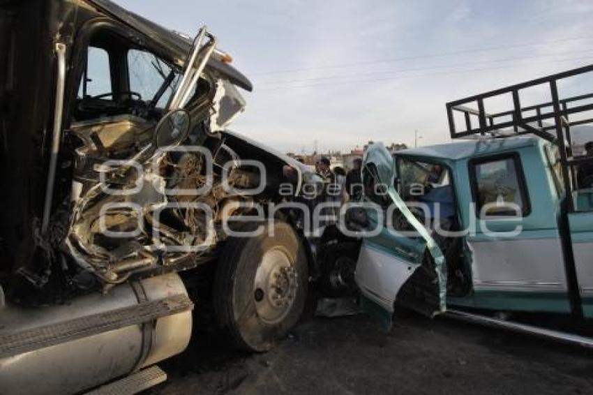 CHOQUE CON SALDO FATAL EN AUTOPISTA