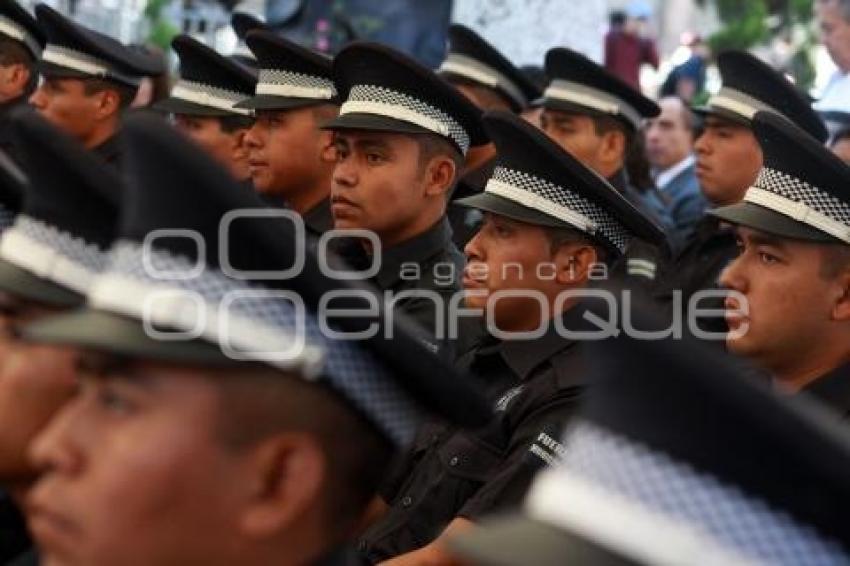 GRADUACIÓN DE CADETES 2012