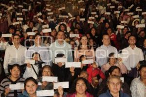 ENTREGA DE CHEQUES CRÉDITO A LA PALABRA DE LA MUJER