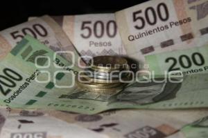 ECONOMÍA . DINERO