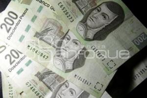 ECONOMÍA . DINERO