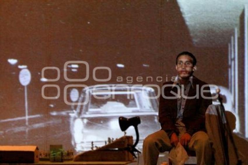 TEATRO. EL RUMOR DEL INCENDIO