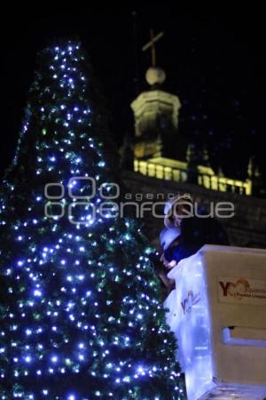 ADORNOS NAVIDEÑOS ILUMINAN LAS CALLES DEL CENTRO HISTÓRICO