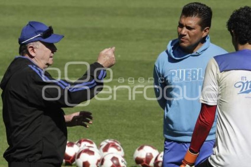 ENTRENAMIENTO PUEBLA . MANUEL LAPUENTE