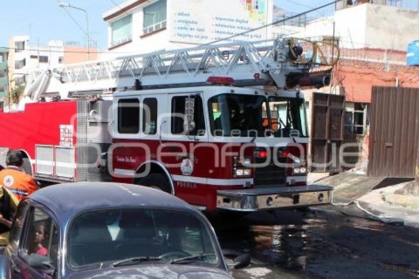 INCENDIO EN CASA HABITACIÓN