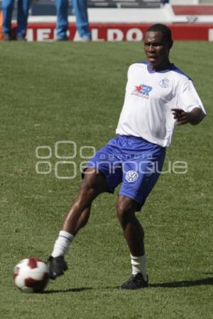 ENTRENAMIENTO PUEBLA . FÉLIX BORJA