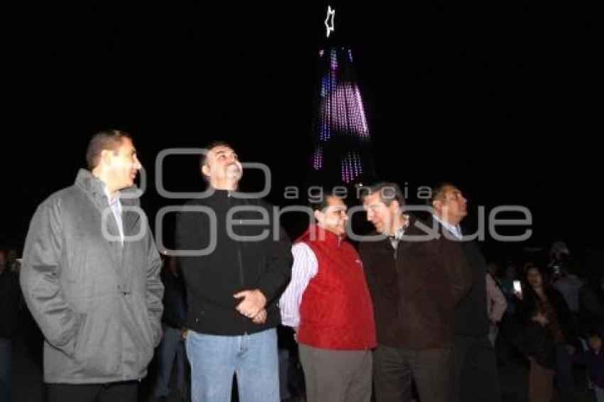 INAUGURACIÓN ECONAVIDAD