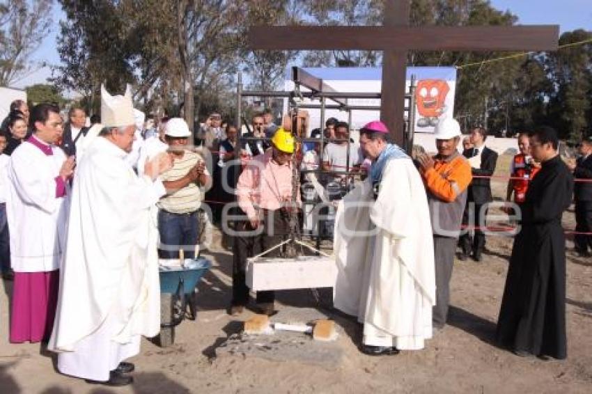 CONSAGRACIÓN CAPILLA DE DIARIO SEMINARIO PALAFOXIANO