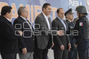 ENTREGAN EQUIPO Y VEHÍCULOS A LA POLICÍA ESTATAL