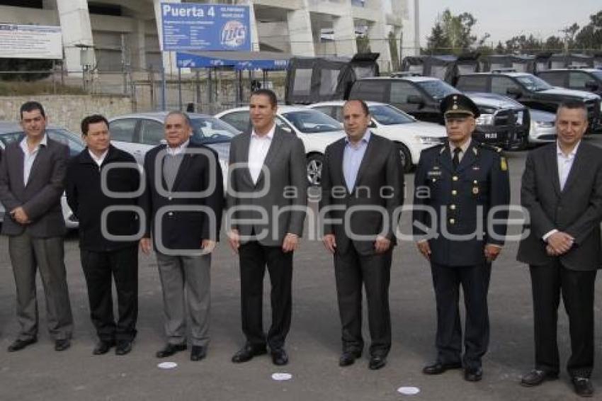 ENTREGAN EQUIPO Y VEHÍCULOS A LA POLICÍA ESTATAL