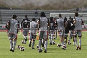 ENTRENAMIENTO LOBOS BUAP