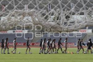 ENTRENAMIENTO LOBOS BUAP