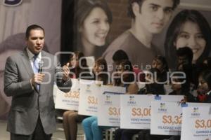 GOBIERNO . BECAS PRONABES