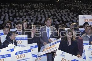 GOBIERNO . BECAS PRONABES