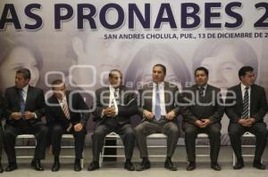 GOBIERNO . BECAS PRONABES