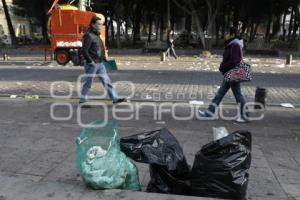 BASURA EN LA VILLITA