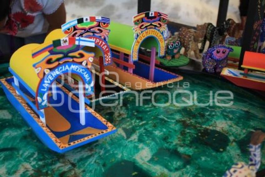 FERIA DE COLORES, SONIDOS  Y SABORES