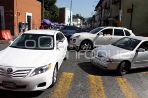 TRÁFICO EN EL CENTRO POR CIERRE DE CALLES