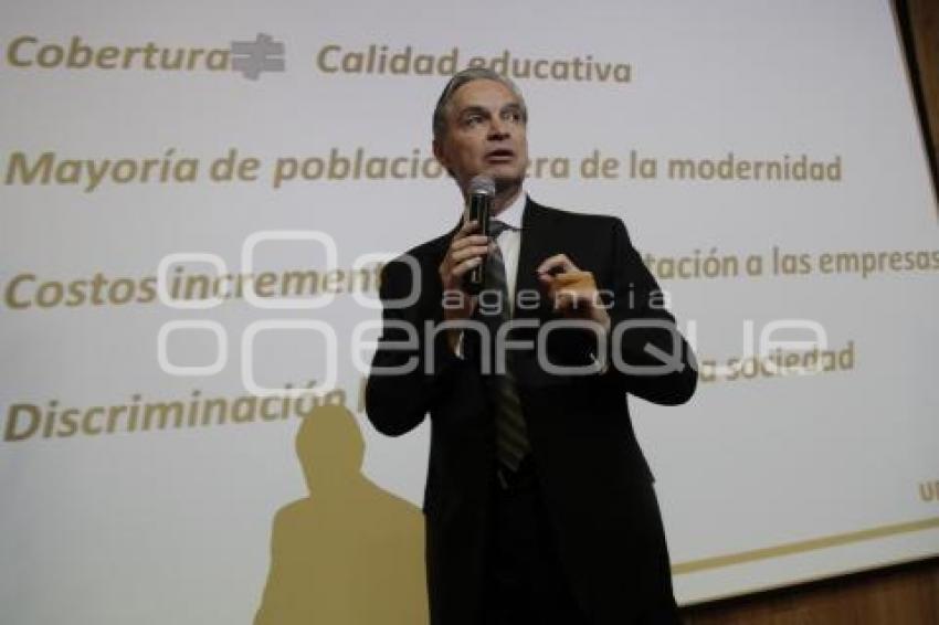 LUIS ERNESTO DERBEZ