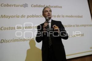 LUIS ERNESTO DERBEZ