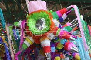 ELABORACIÓN DE PIÑATAS