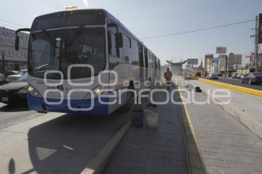 NUEVOS CAMIONES REALIZAN RECORRIDO METROBÚS