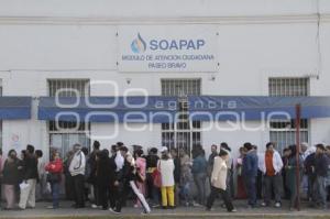 FILA PARA PAGO DEL SERVICIO DE AGUA