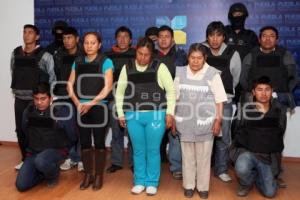 BANDA DE ROBO DE VEHÍCULO