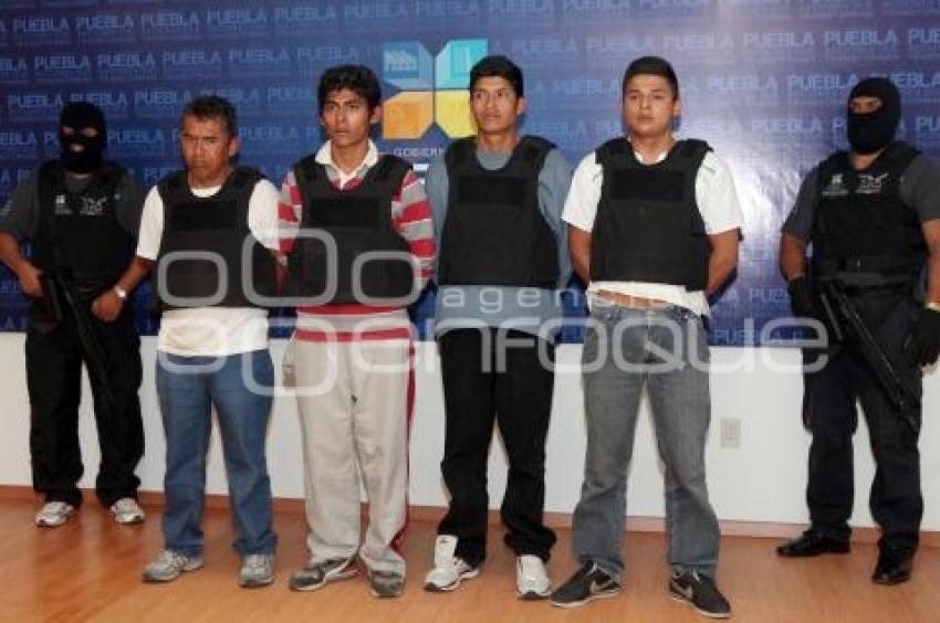 BANDA ASALTANTES