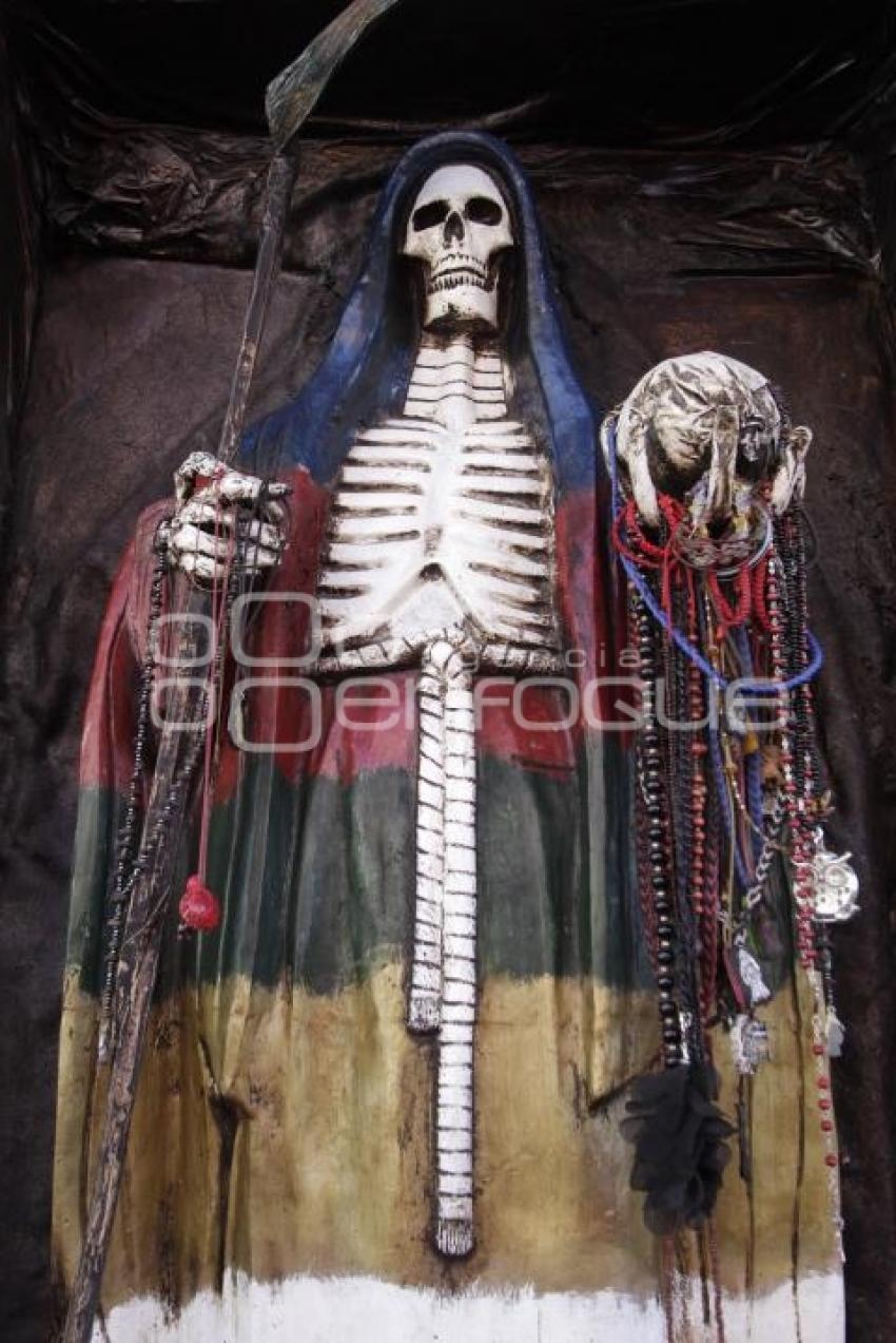 AGRADECEN A LA SANTA MUERTE