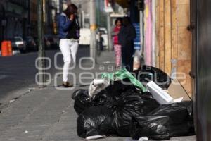 BASURA EN LAS CALLES. AÑO NUEVO