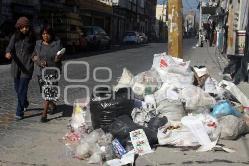 BASURA EN LAS CALLES. AÑO NUEVO