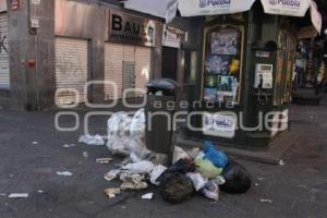 BASURA EN LAS CALLES. AÑO NUEVO