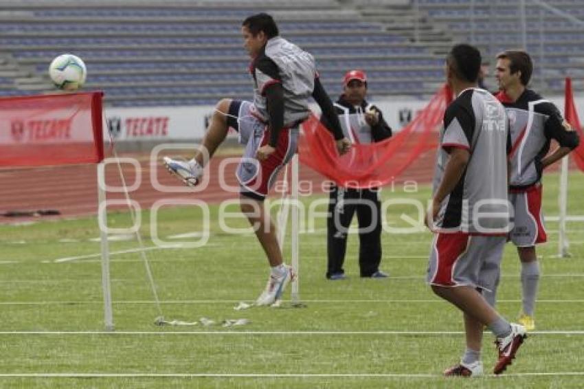 ENTRENAMIENTO LOBOS DE LA BUAP