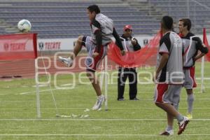 ENTRENAMIENTO LOBOS DE LA BUAP