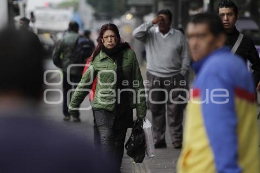 BAJA DE TEMPERATURA . FRENTE FRÍO